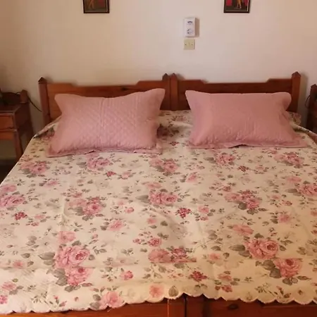 Cozy Double Near The Sea Tolo